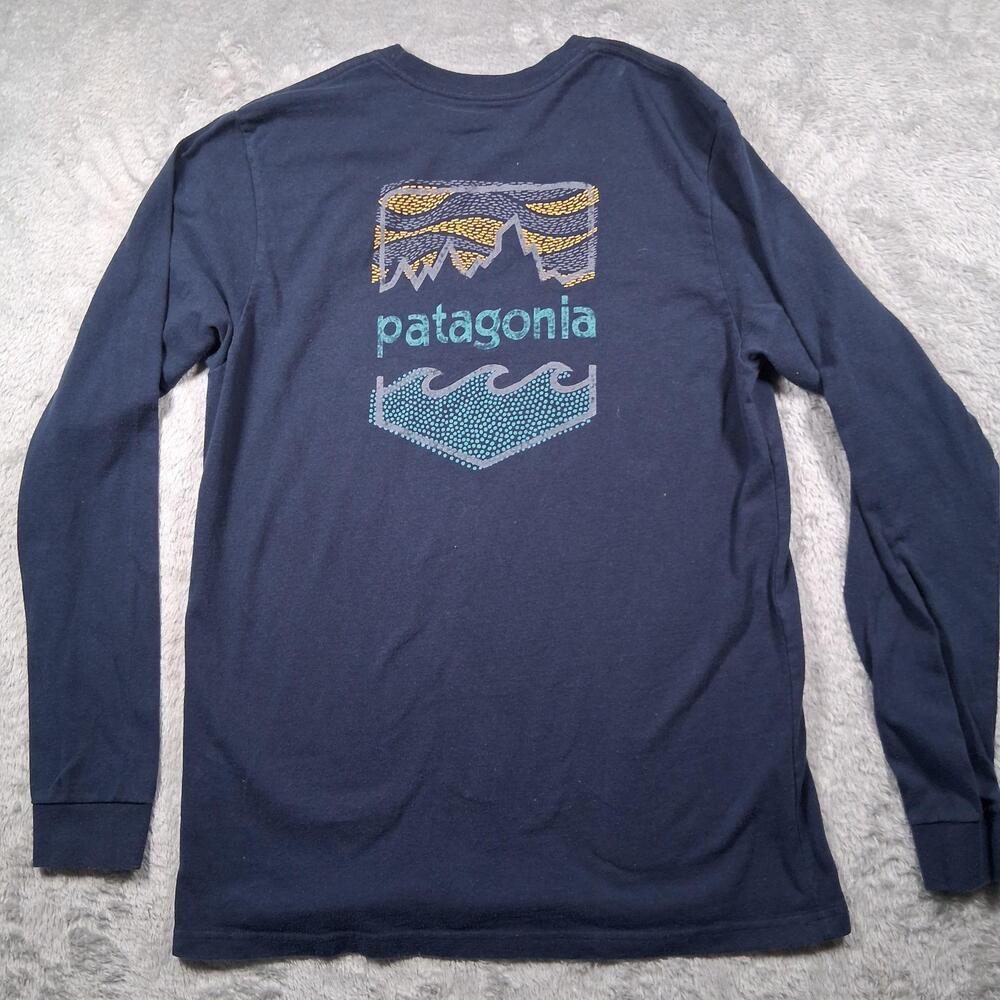 Patagonia Shirt Mens Medium Blue Long Sleeve Mountains Waves Graphic Outdoor Tee